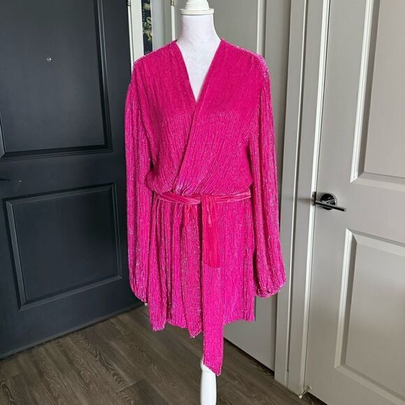 NWT Retrofete Sequins Beaded Gabrielle Robe Wrap Dress in Hot Pink Size M - Picture 9 of 10